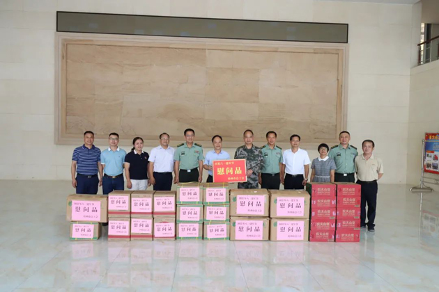 梧州市總工會(huì)領(lǐng)導(dǎo)班子“八一”走訪慰問(wèn)部隊(duì)官兵，共敘軍民魚(yú)水情
