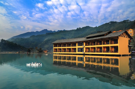 職工療休養(yǎng)又有新去處，我市新增兩家市級(jí)職工療休養(yǎng)基地