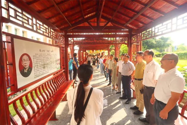 黨工融合謀發(fā)展，廉潔自律樹(shù)清風(fēng)