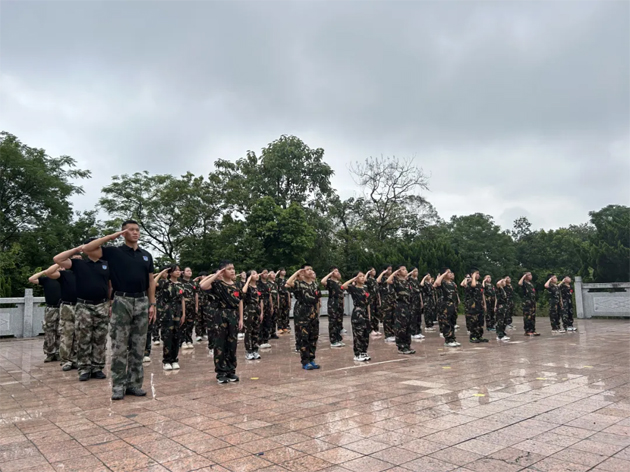點(diǎn)亮夏日，共促成長(zhǎng)丨梧州市“陽(yáng)光少年”工會(huì)夏令營(yíng)暖心瞬間回顧