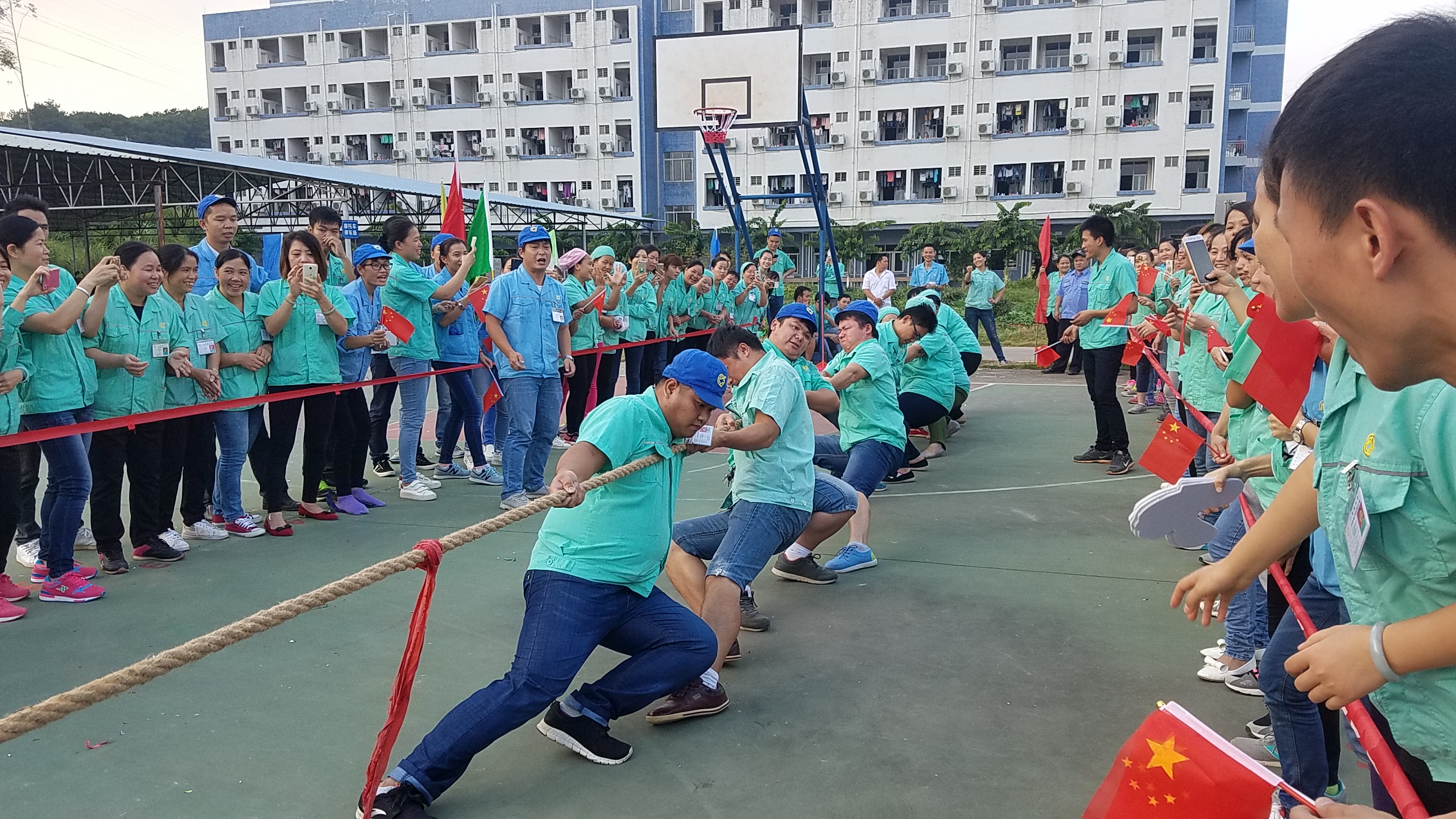 運(yùn)動(dòng)展現(xiàn)職工風(fēng)采