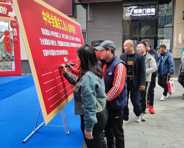 網(wǎng)約車(chē)司機(jī)入會(huì) 感受“娘家”的關(guān)愛(ài)